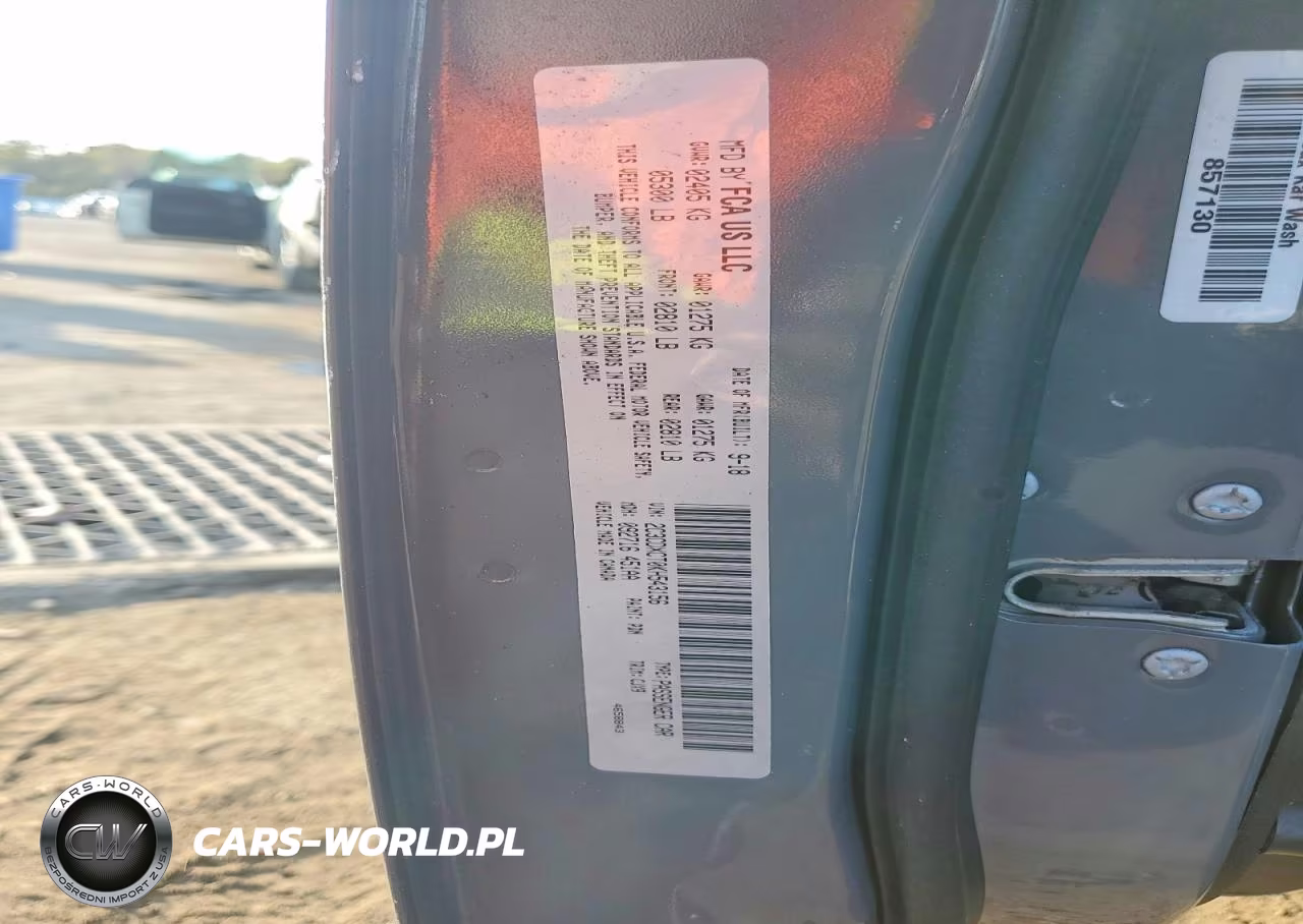 2019 Dodge Charger R VIN:2C3CDXCT0KH543156 - 13
