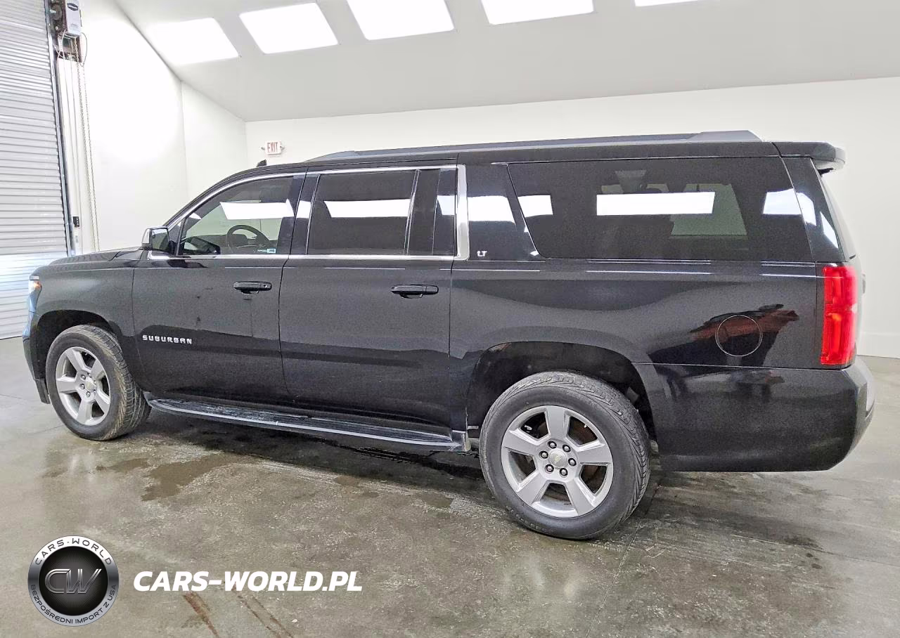 2019 Chevrolet Suburban C1500 Lt VIN:1GNSCHKC8KR282545 - 2