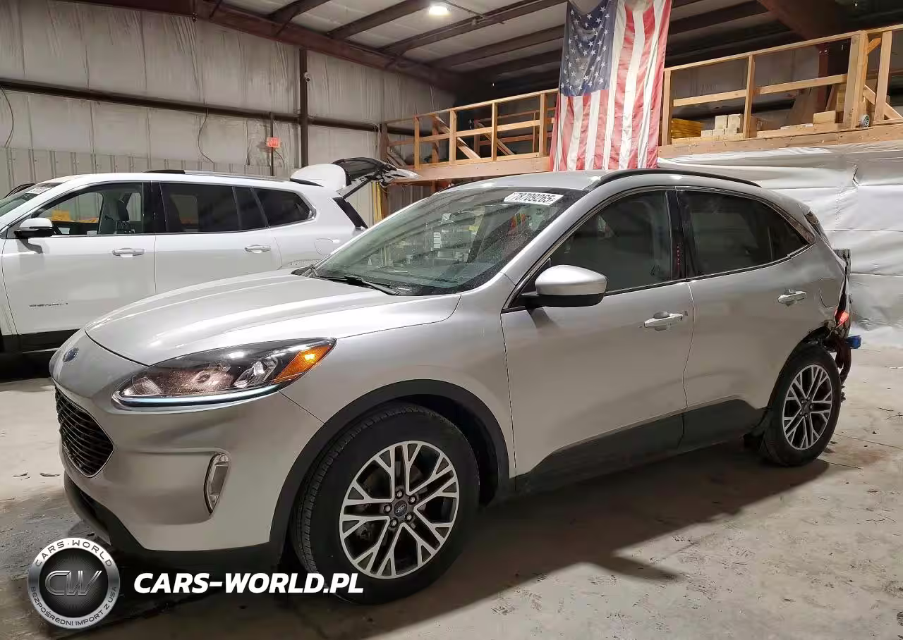 2020 Ford Escape Sel