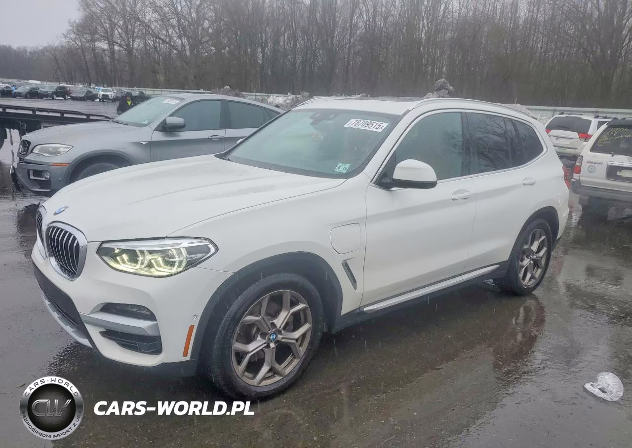 2021 BMW X3 xDrive30E