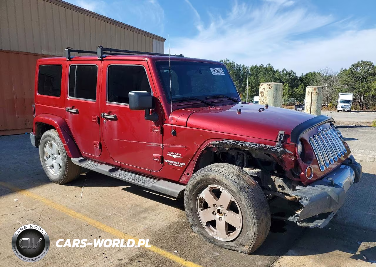 2011 Jeep Wrangler Unlimited Sahara VIN:1J4BA5H13BL559005 - 4