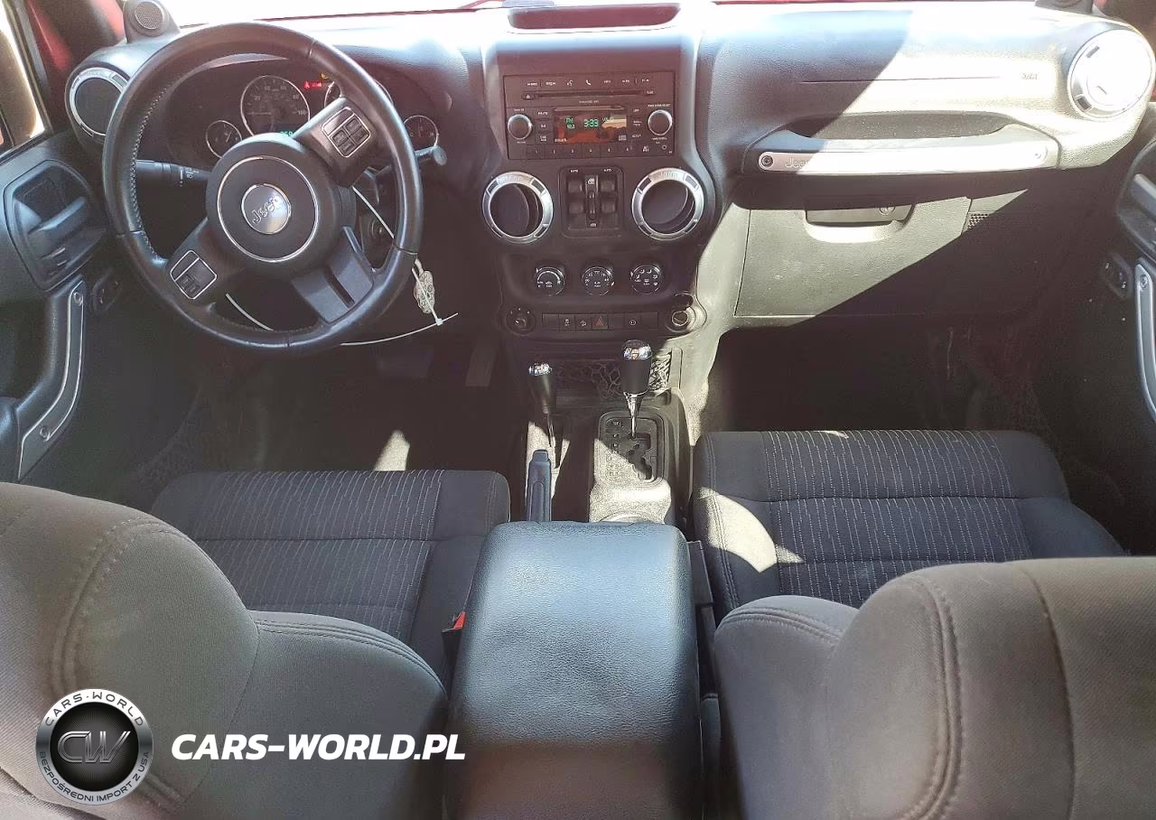 2011 Jeep Wrangler Unlimited Sahara VIN:1J4BA5H13BL559005 - 8