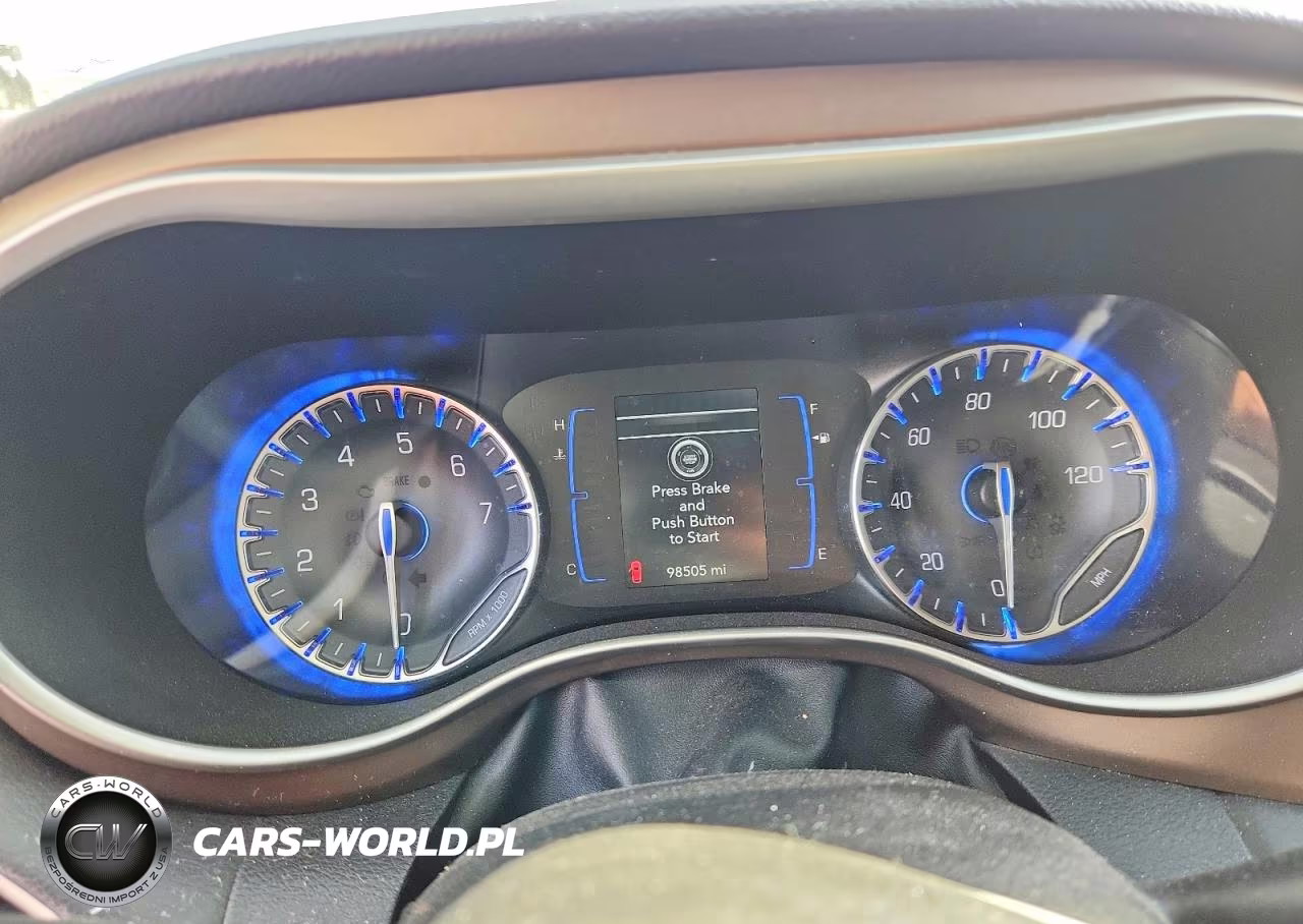 2018 Chrysler Pacifica Touring L VIN:2C4RC1BG5JR115229 - 9