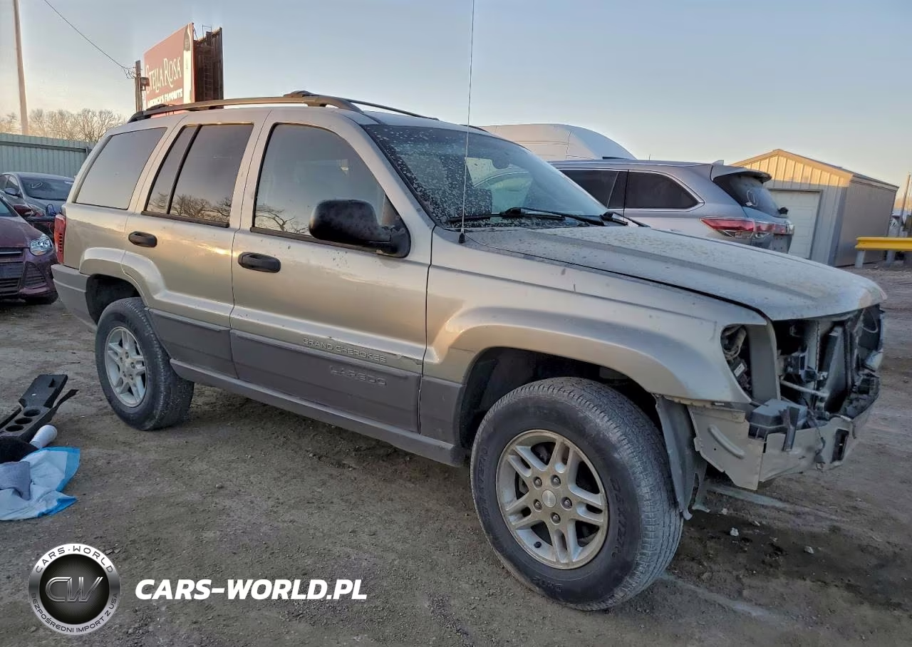 2004 Jeep Grand Cherokee Laredo VIN:1J4GW48S14C302213 - 4