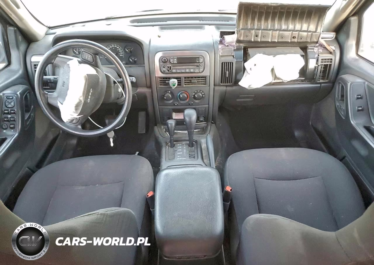 2004 Jeep Grand Cherokee Laredo VIN:1J4GW48S14C302213 - 8
