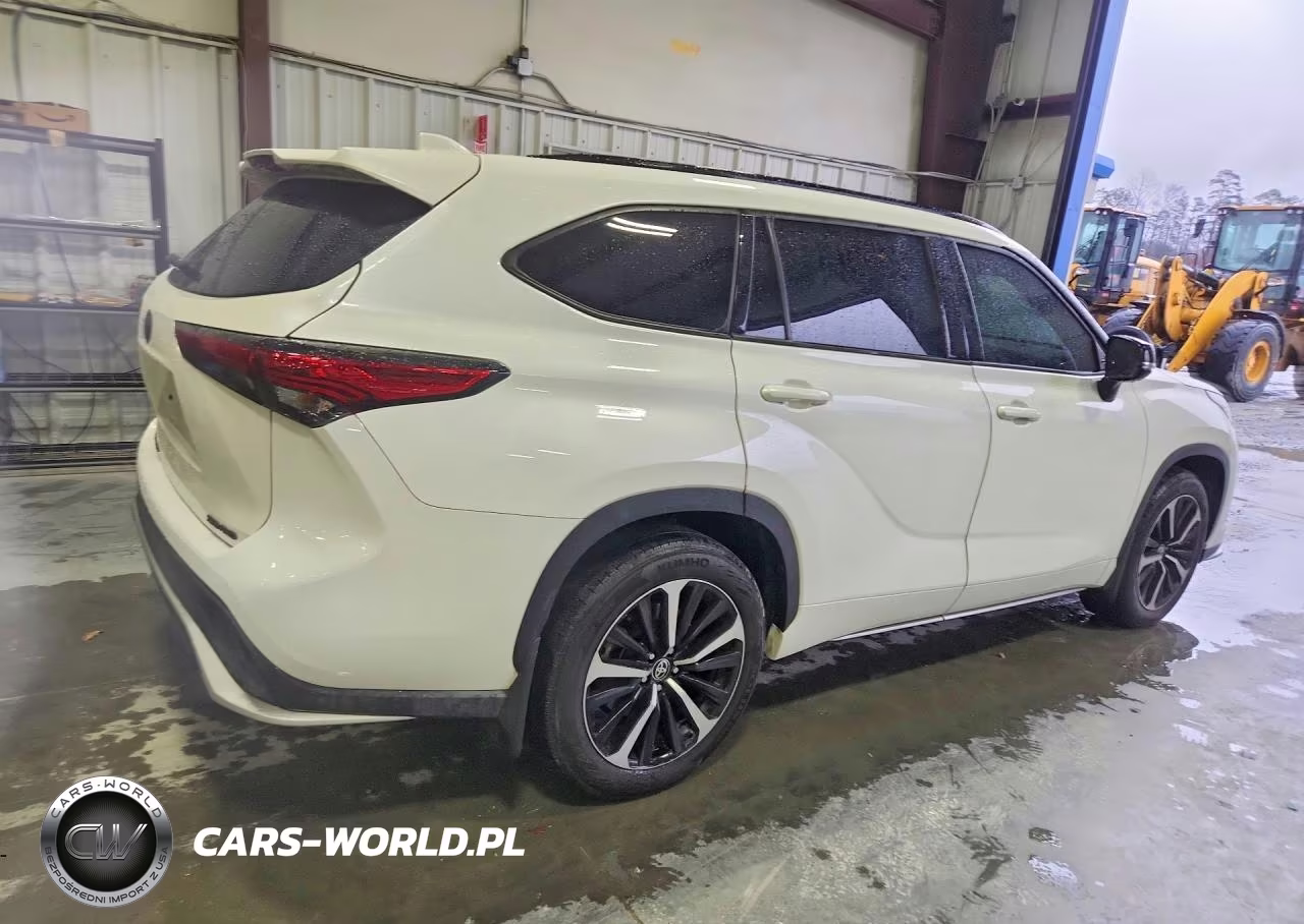 2021 Toyota Highlander Xse VIN:5TDJZRBH9MS126698 - 3