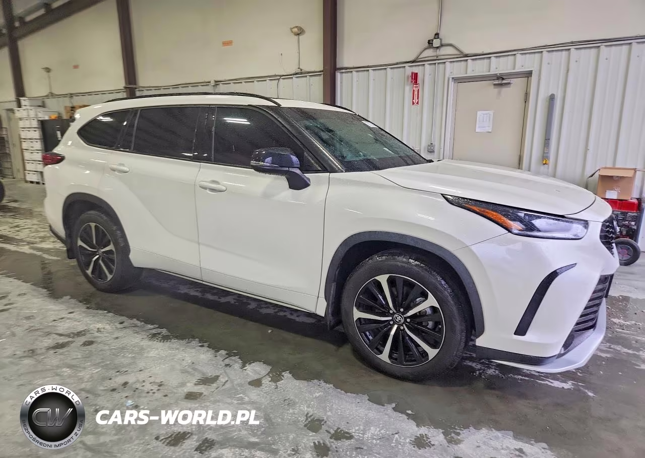 2021 Toyota Highlander Xse VIN:5TDJZRBH9MS126698 - 4