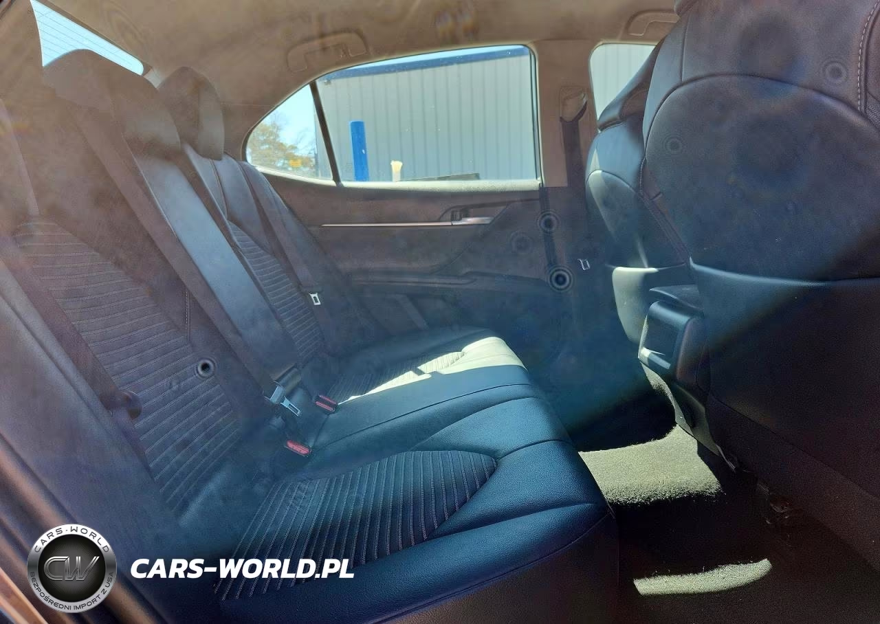 2021 Toyota Camry Se VIN:4T1G11AK5MU418999 - 10