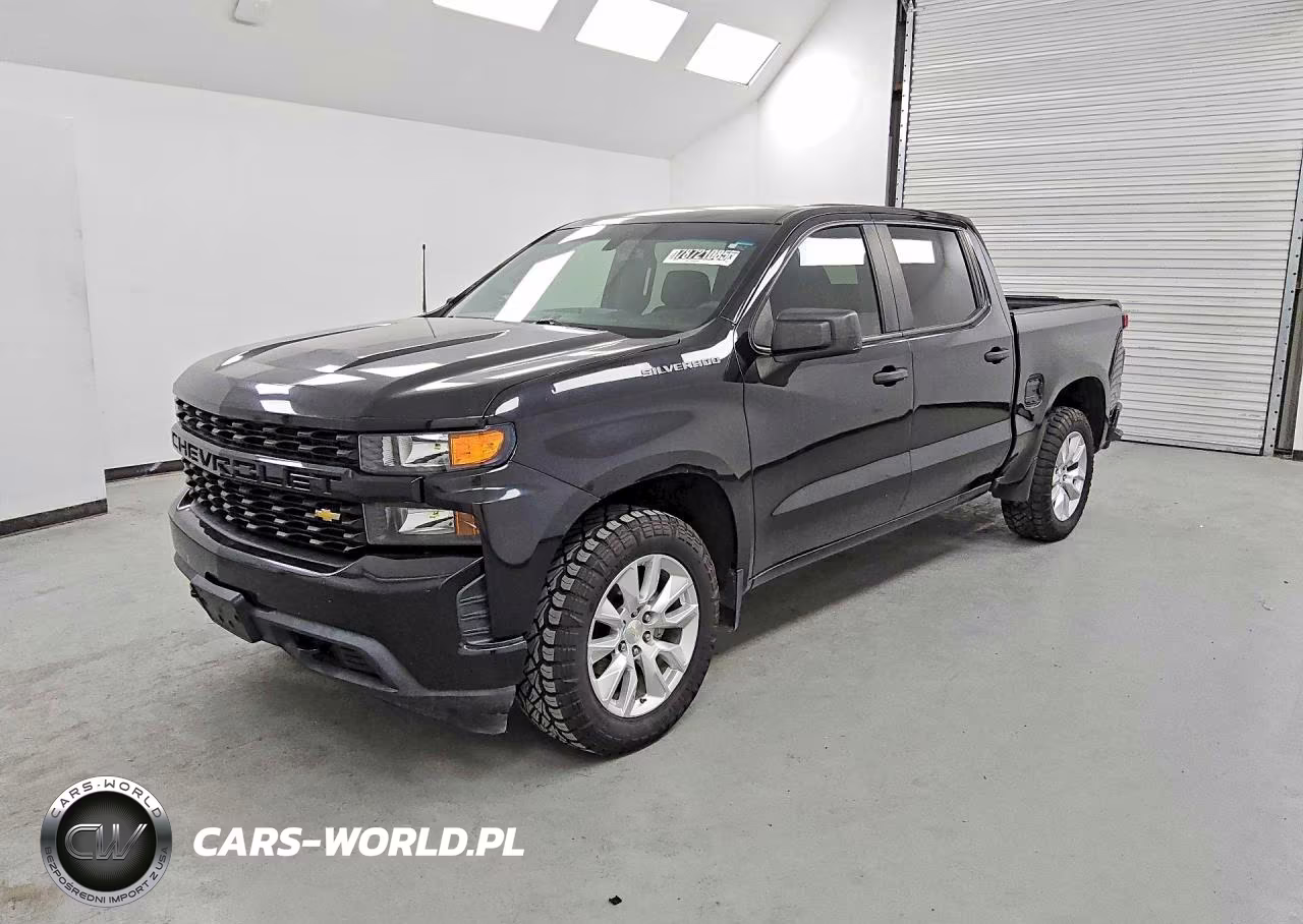 2020 Chevrolet Silverado C1500 Custom