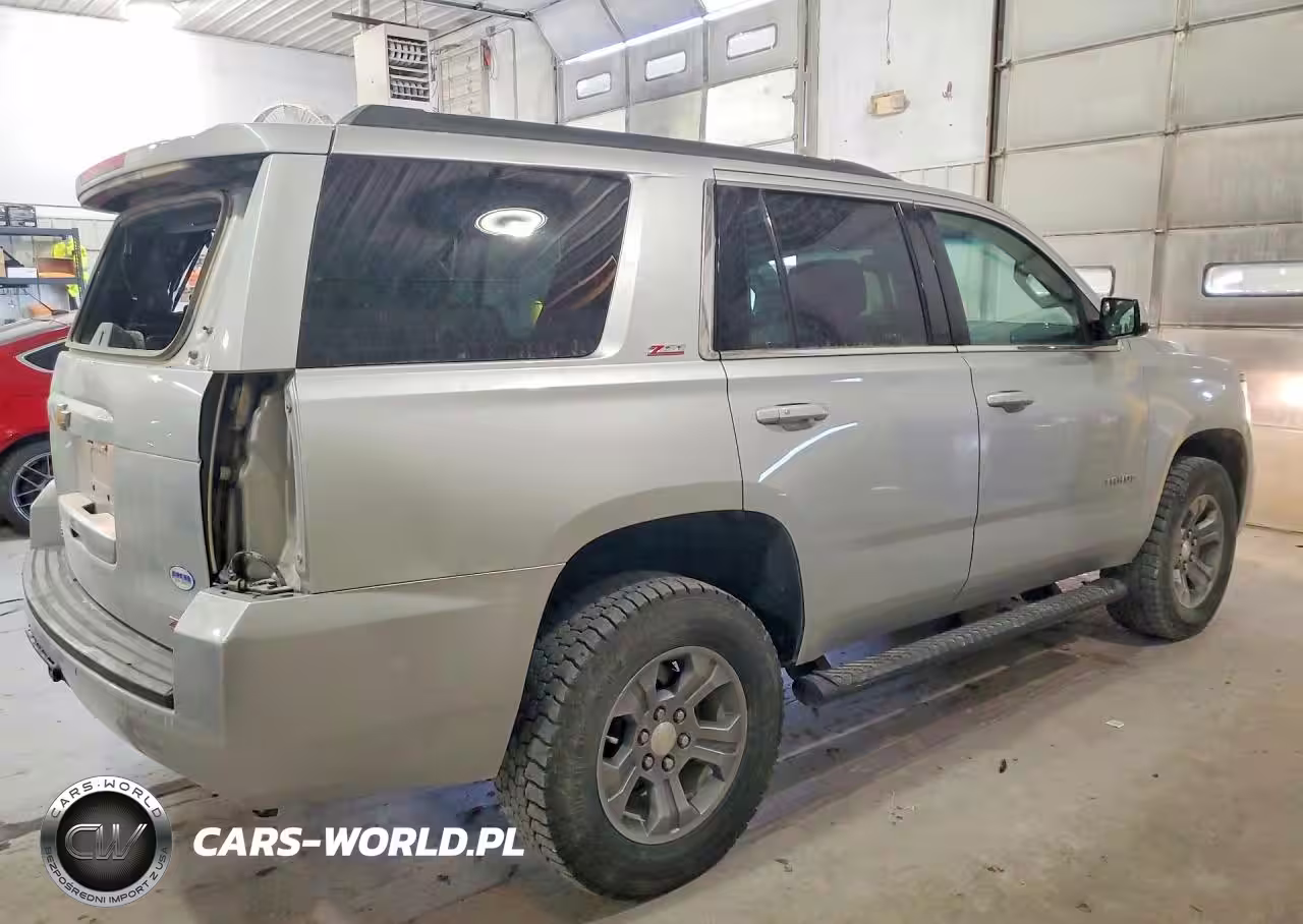 2018 Chevrolet Tahoe K1500 Lt VIN:1GNSKBKC4JR141289 - 3