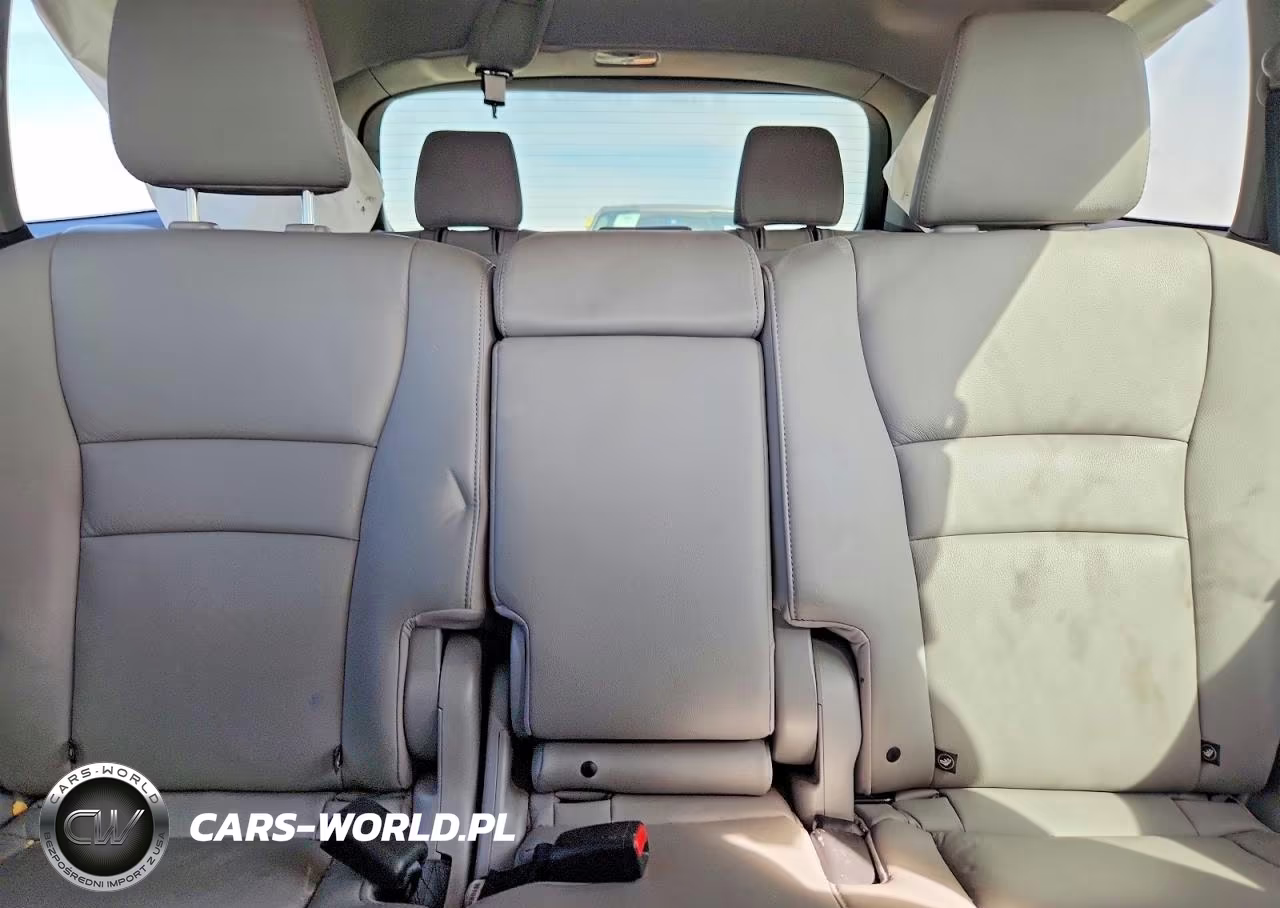 2020 Honda Pilot Touring VIN:5FNYF5H91LB005652 - 10