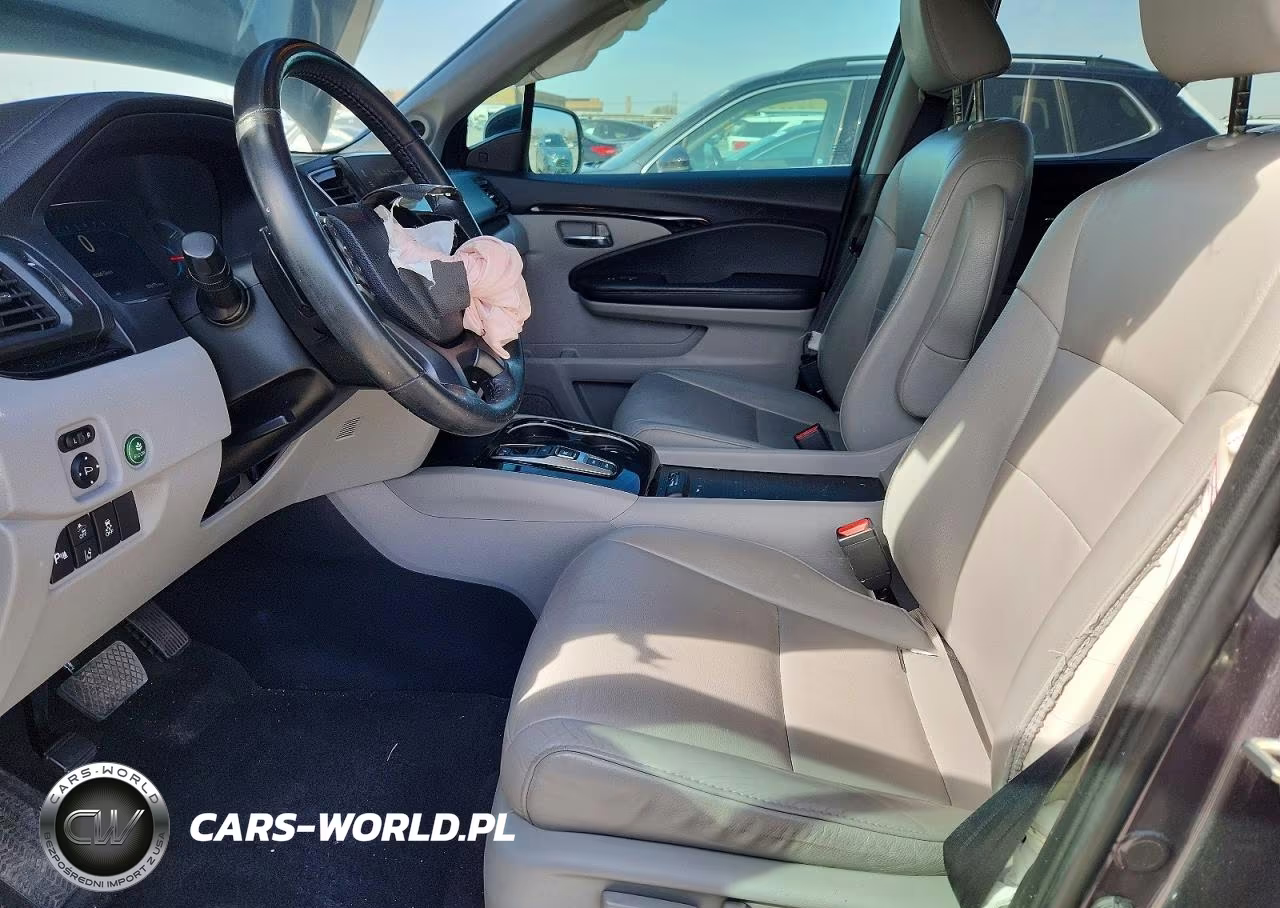 2020 Honda Pilot Touring VIN:5FNYF5H91LB005652 - 7