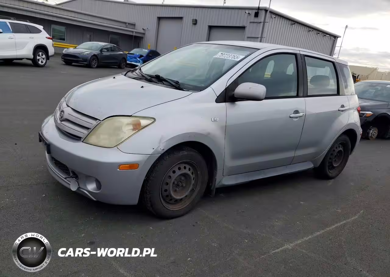 2005 Toyota Scion Xa