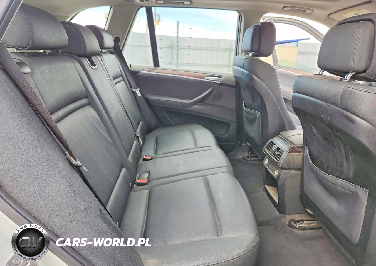2012 BMW X5 xDrive35I VIN:5UXZV4C58CL762811 - 11