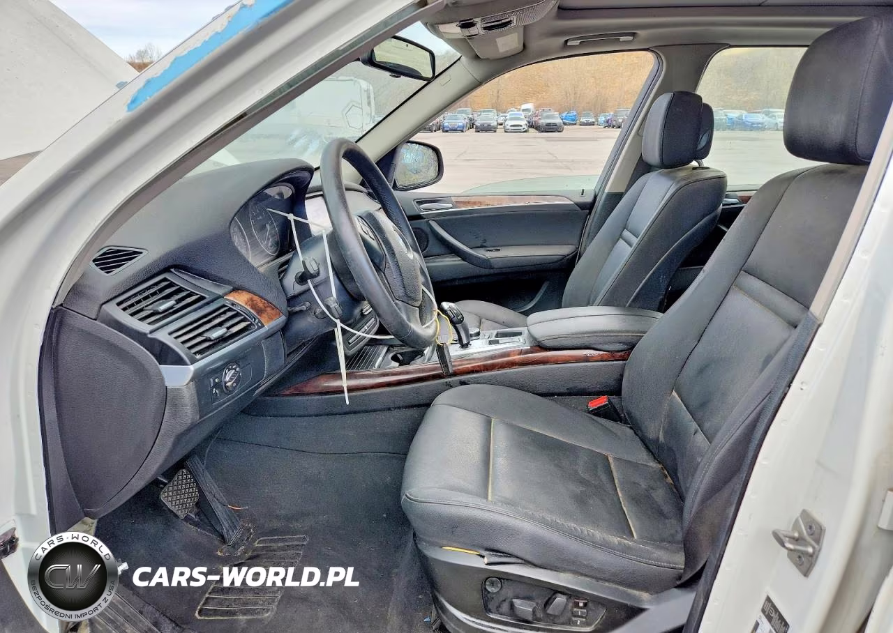 2012 BMW X5 xDrive35I VIN:5UXZV4C58CL762811 - 7