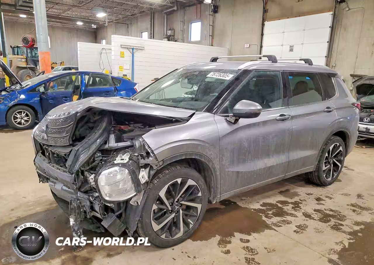 2023 Mitsubishi Outlander Sel