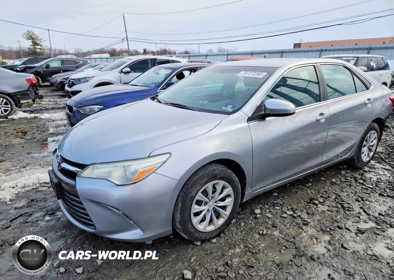 2015 Toyota Camry Le