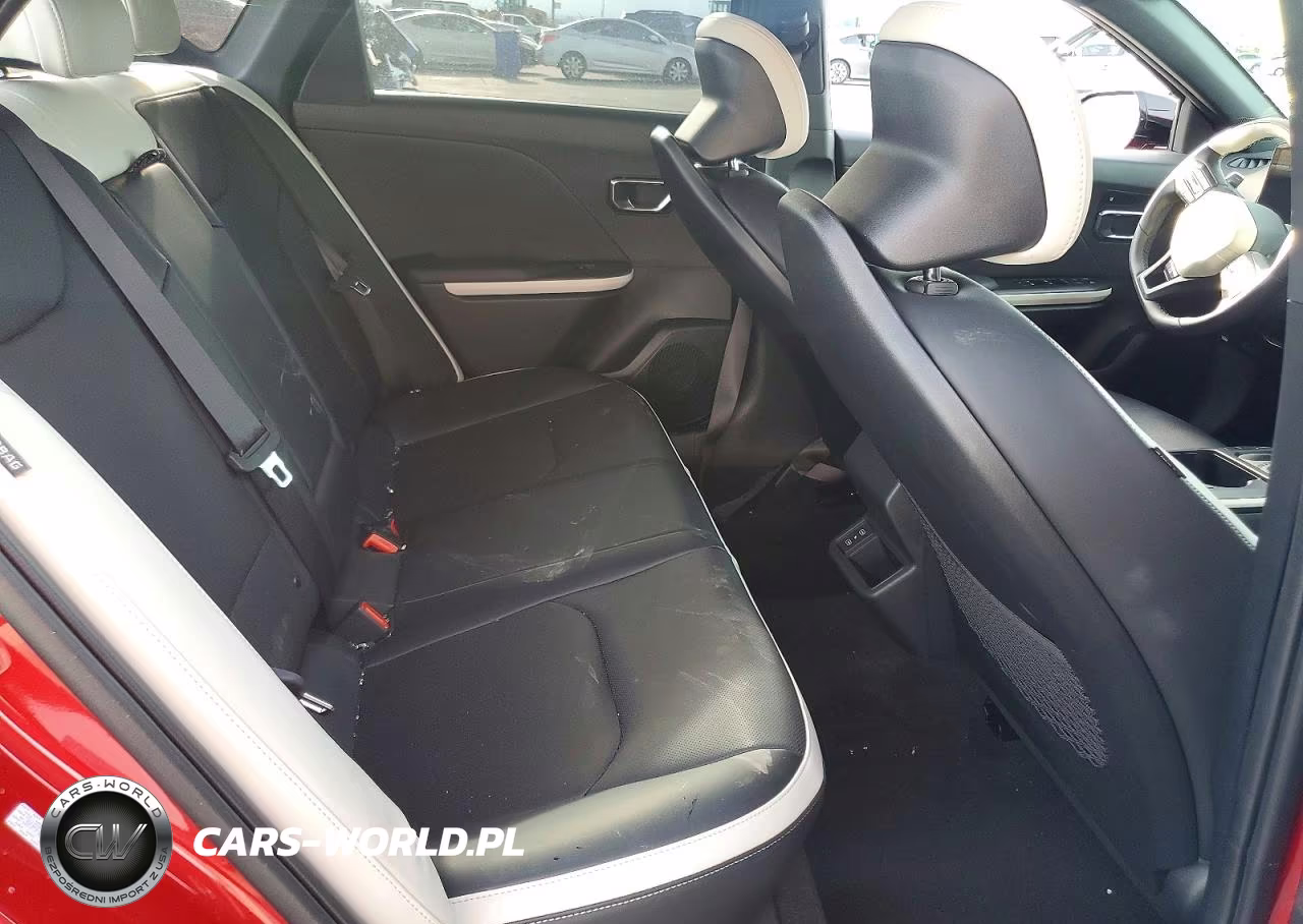 2026 Kia K4 Gt-Line VIN:3KPFW4DE6TE273624 - 10
