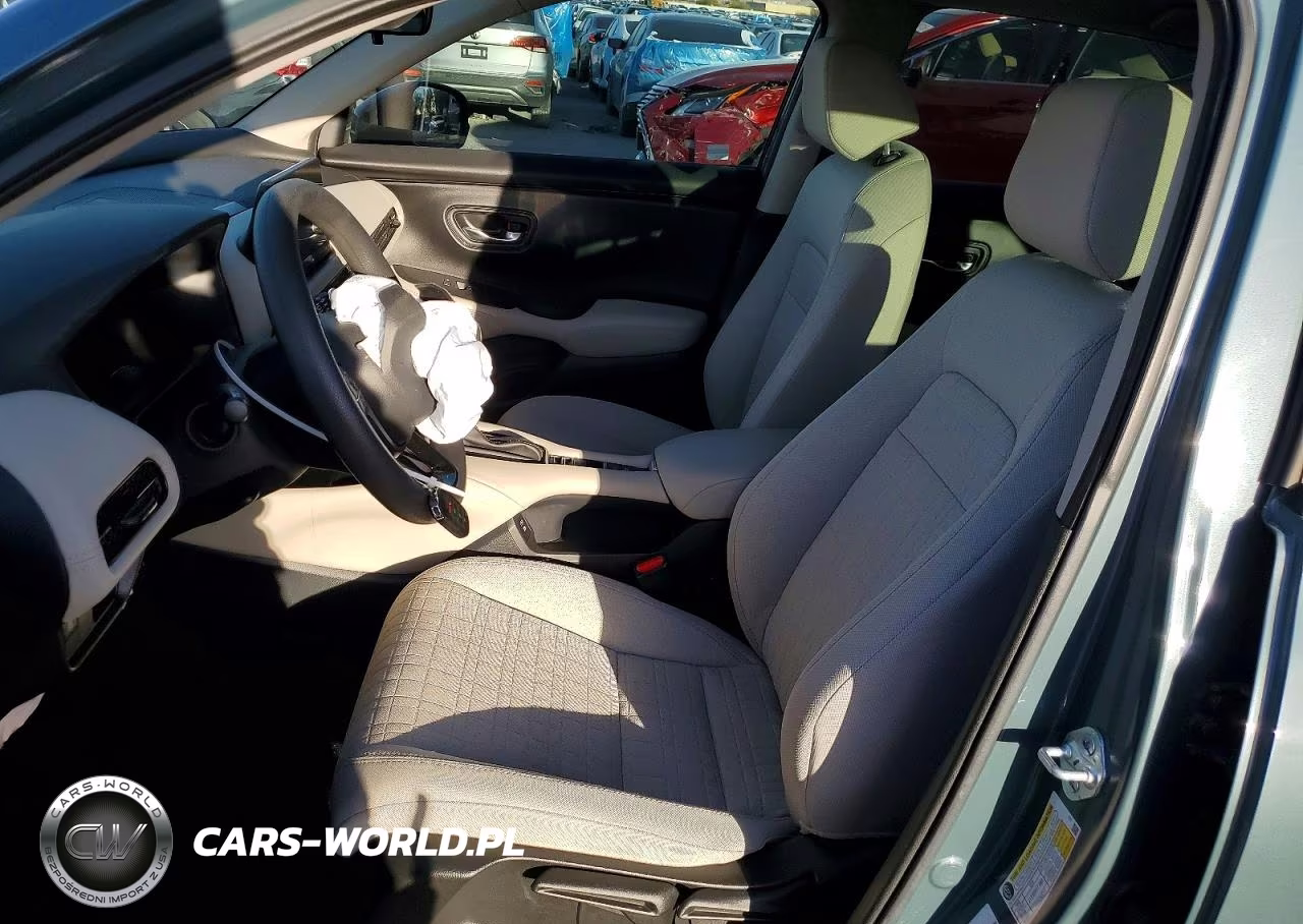2025 Honda Hr-V Lx VIN:3CZRZ2H30SM751133 - 7