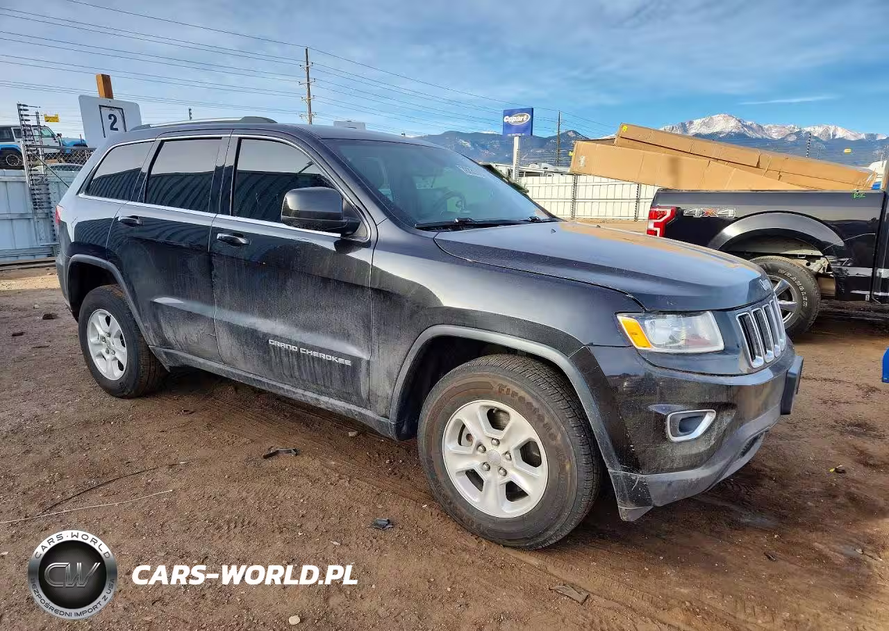 2015 Jeep Grand Cherokee Laredo VIN:1C4RJFAG6FC954620 - 4