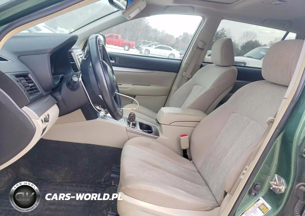 2014 Subaru Outback 2.5I Premium VIN:4S4BRCDC8E3217821 - 7