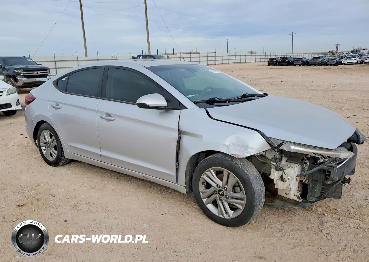 2019 Hyundai Elantra Value Edition VIN:KMHD84LF7KU862222 - 4