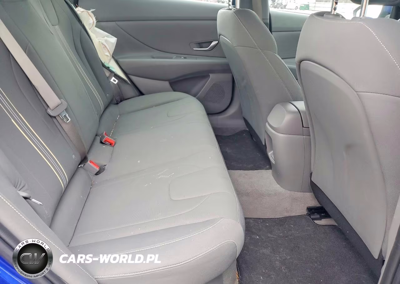 2025 Hyundai Elantra Hybrid Blue VIN:KMHLM4DJ7SU178264 - 10
