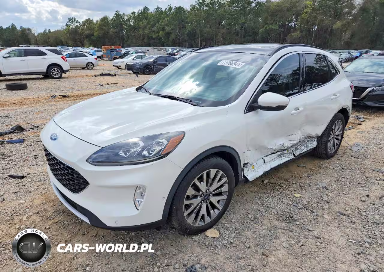 2020 Ford Escape Titanium