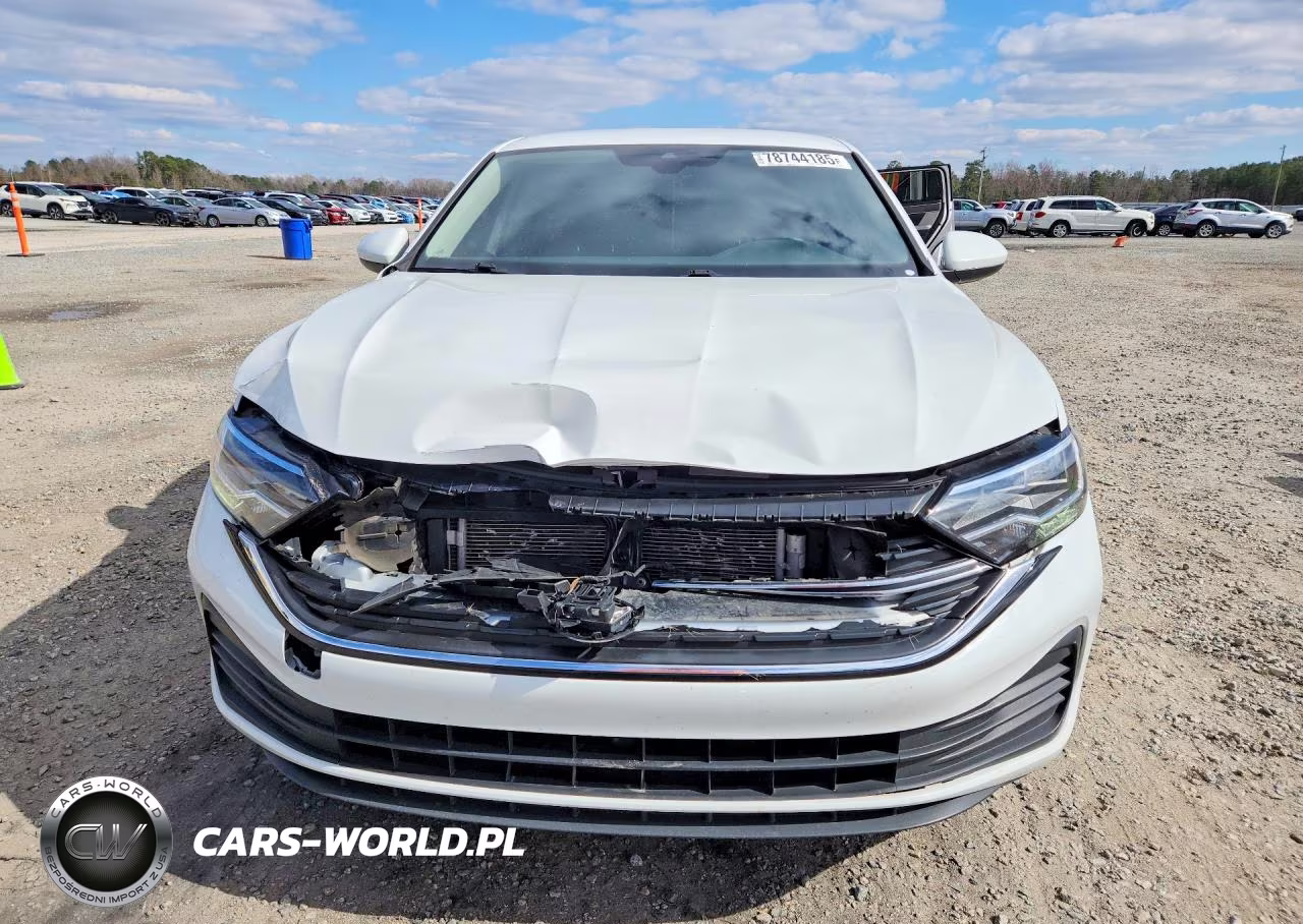 2024 Volkswagen Jetta S VIN:3VW5M7BU6RM087705 - 5
