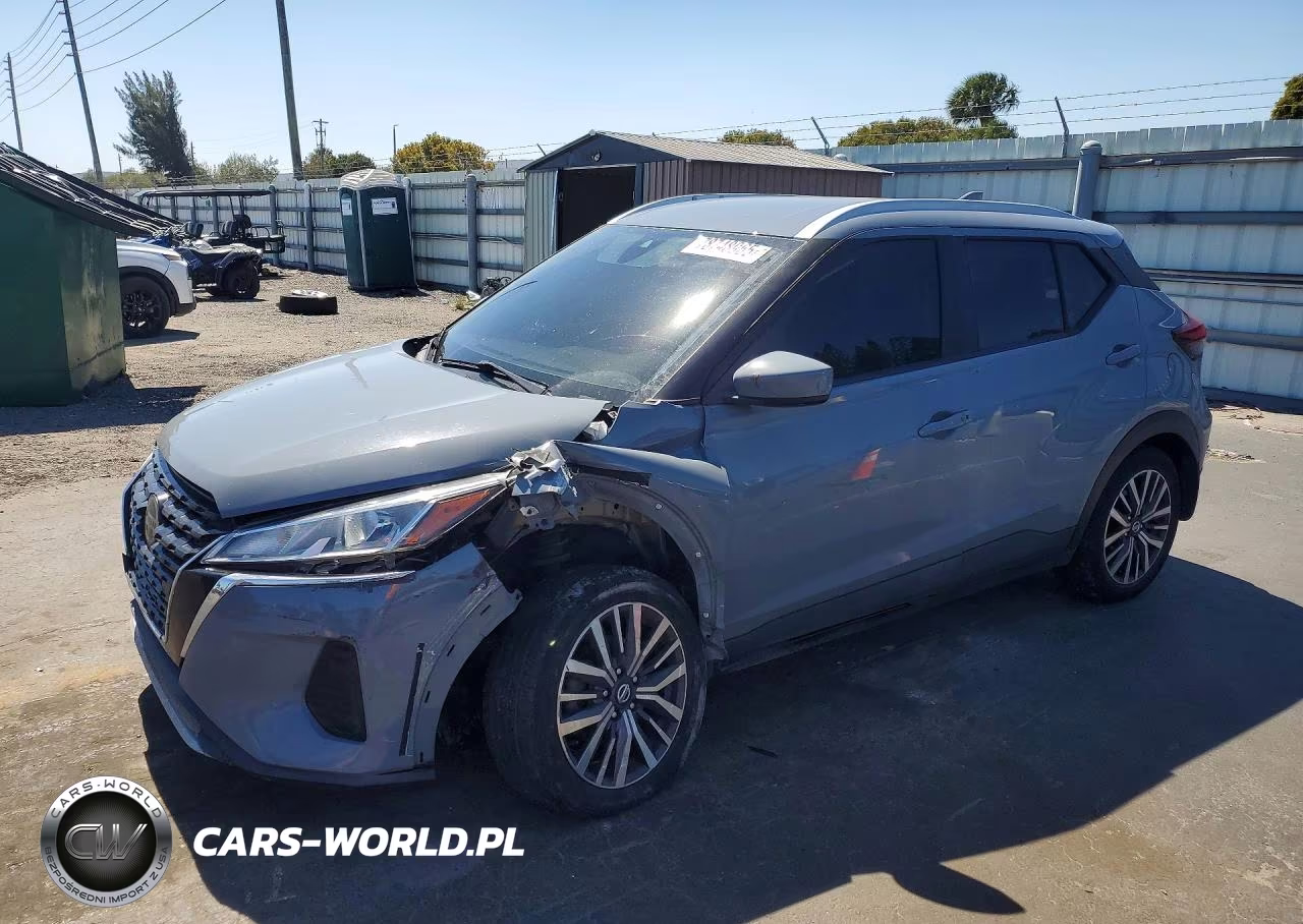 2021 Nissan Kicks Sv