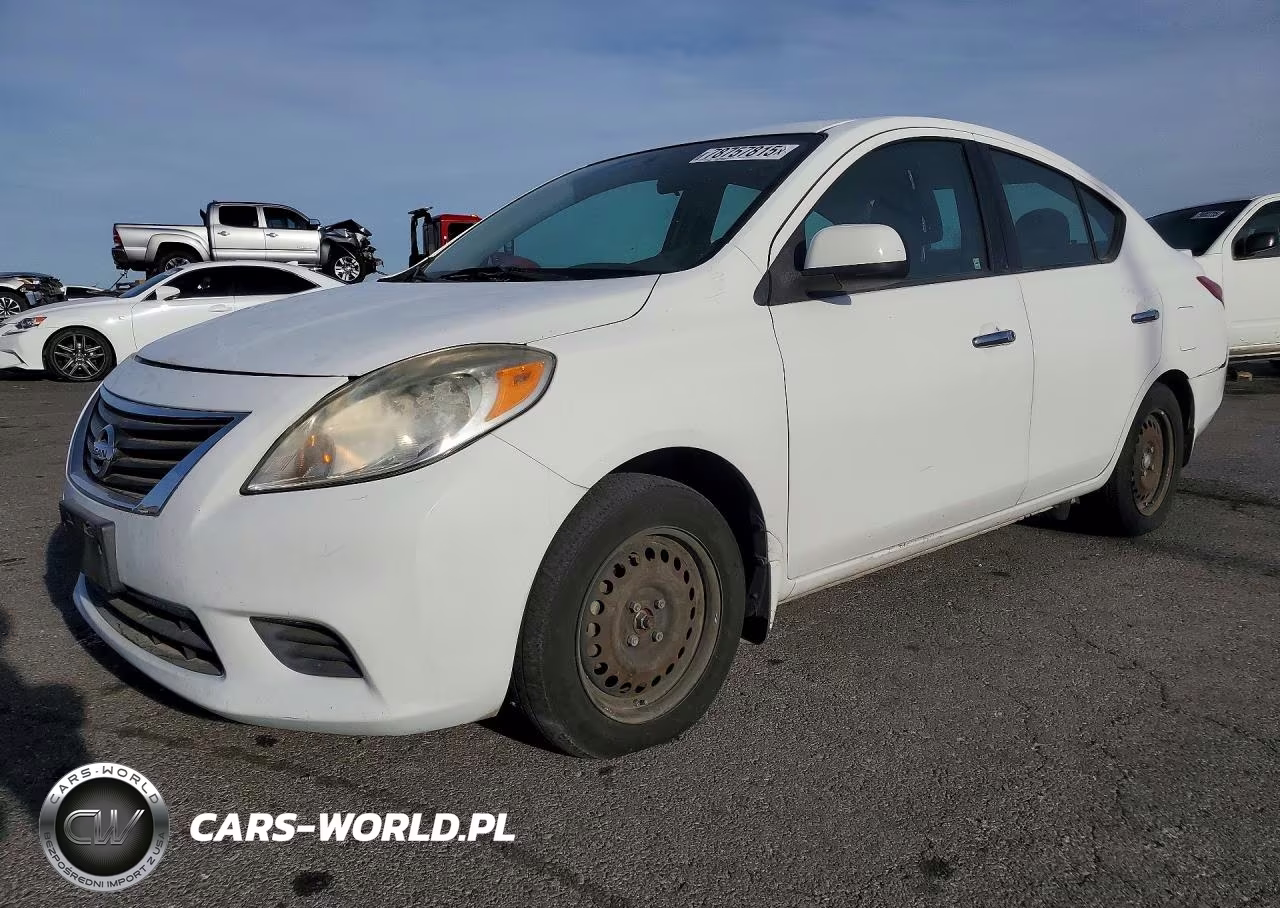 2014 Nissan Versa VIN:3N1CN7AP0EL818506 - 1