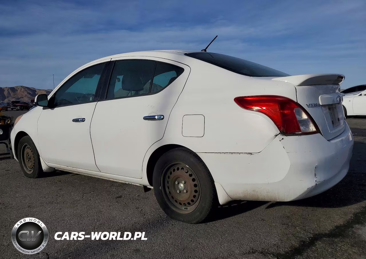 2014 Nissan Versa VIN:3N1CN7AP0EL818506 - 2