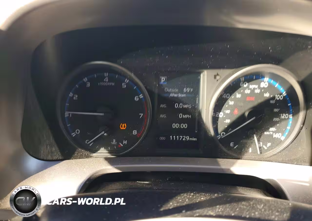 2017 Toyota Rav4 Xle VIN:JTMWFREV8HJ702364 - 9
