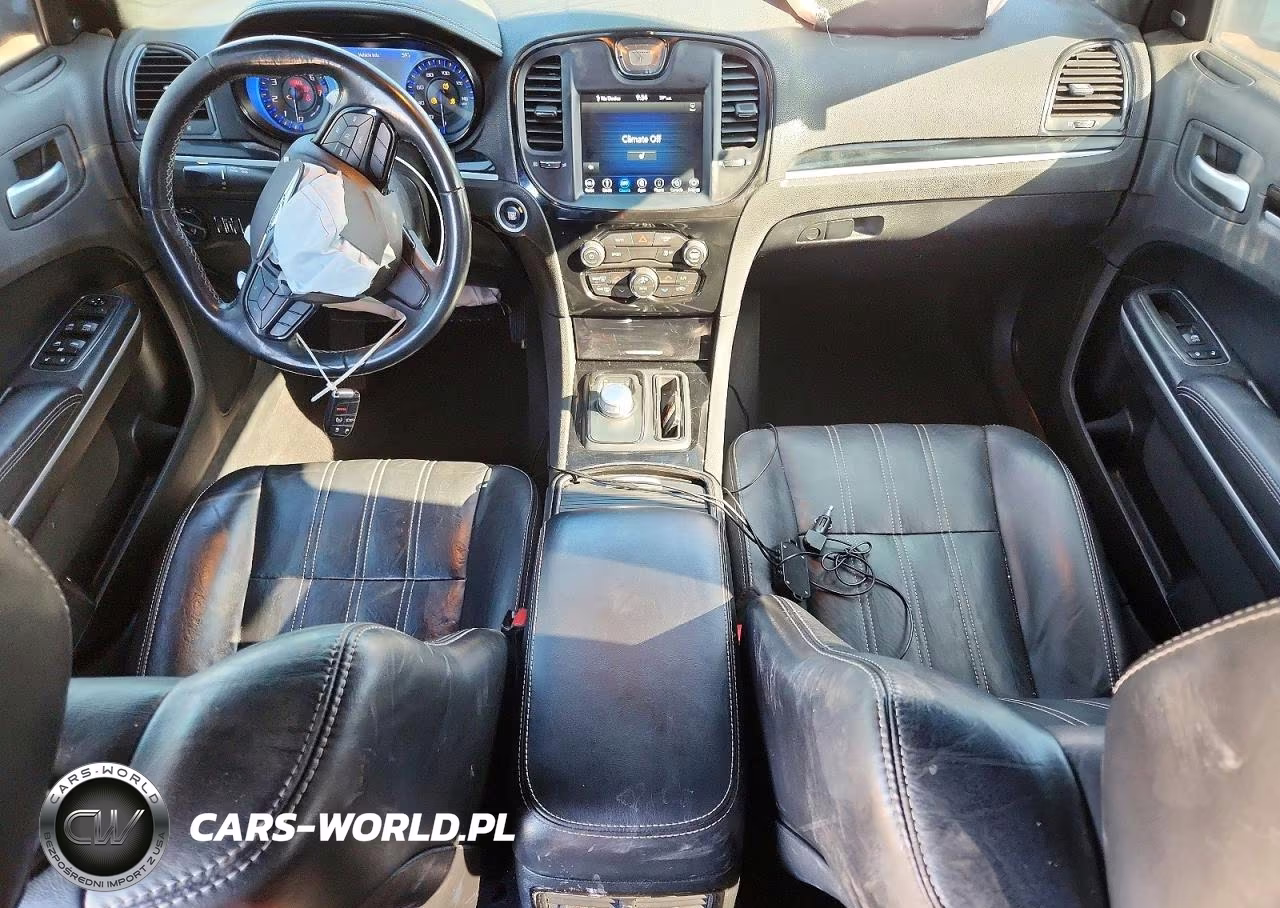 2019 Chrysler 300 S VIN:2C3CCABG5KH562936 - 8