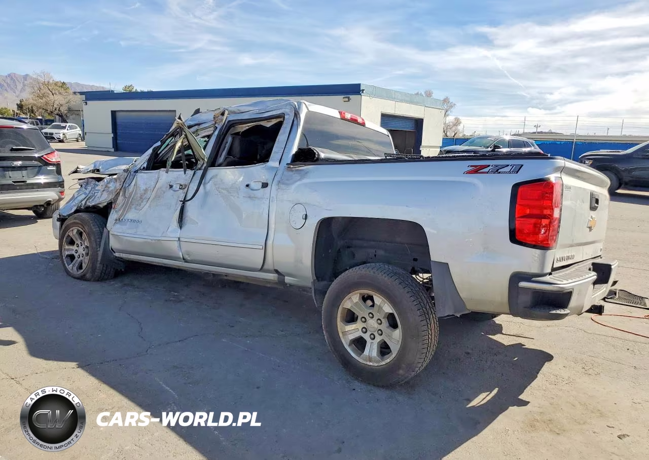 2018 Chevrolet Silverado K1500 Lt VIN:3GCUKREC3JG456185 - 2