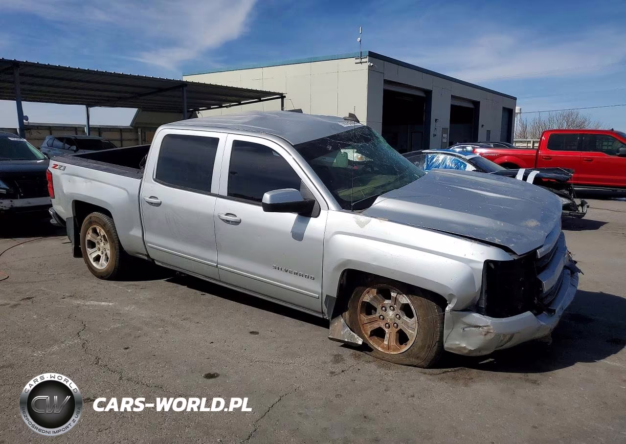 2018 Chevrolet Silverado K1500 Lt VIN:3GCUKREC3JG456185 - 4