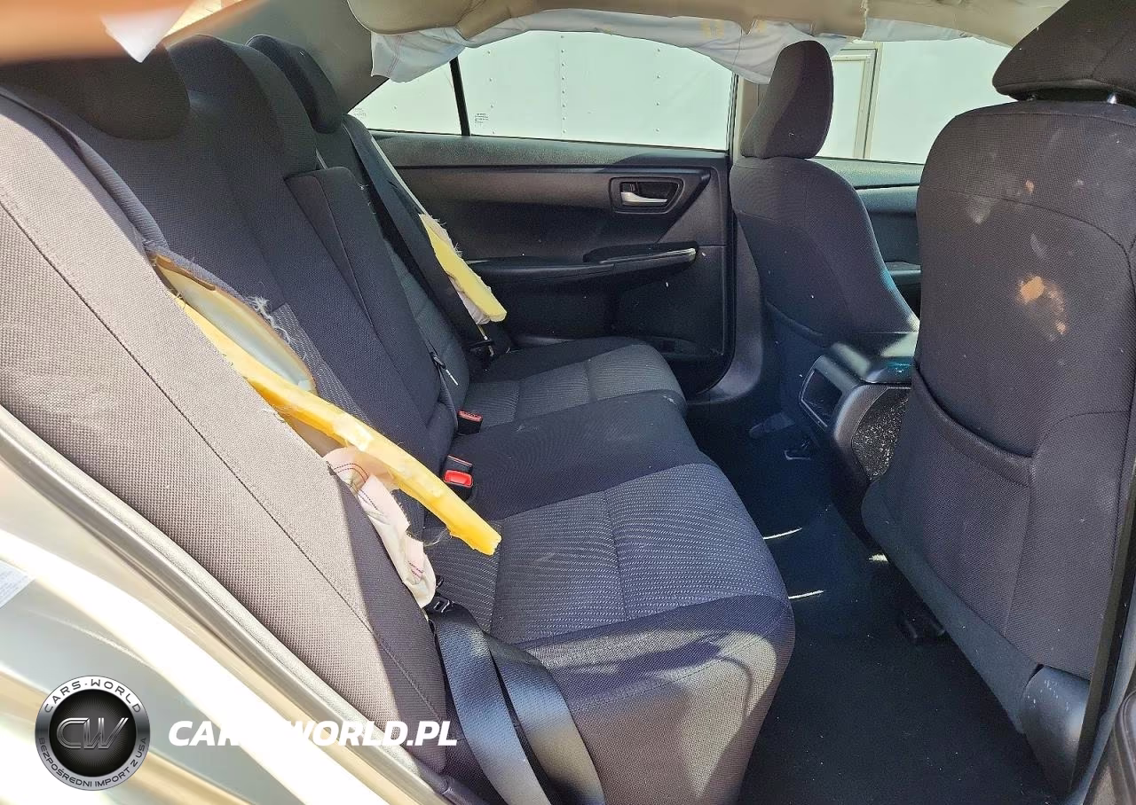 2017 Toyota Camry Le VIN:4T1BF1FK7HU709045 - 10
