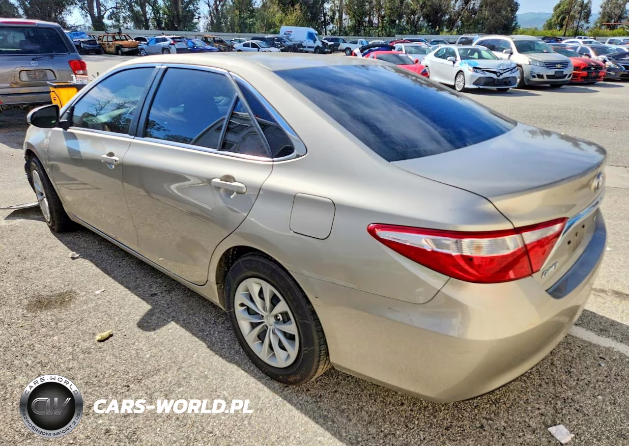 2017 Toyota Camry Le VIN:4T1BF1FK7HU709045 - 2