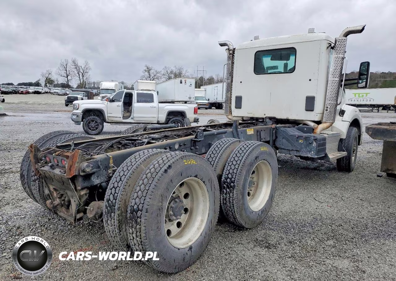 2017 Kenworth Construction T880 VIN:1NKZLP0X9HJ150813 - 4