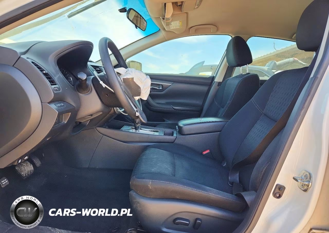 2018 Nissan Altima 2.5 S VIN:1N4AL3AP7JC274844 - 7