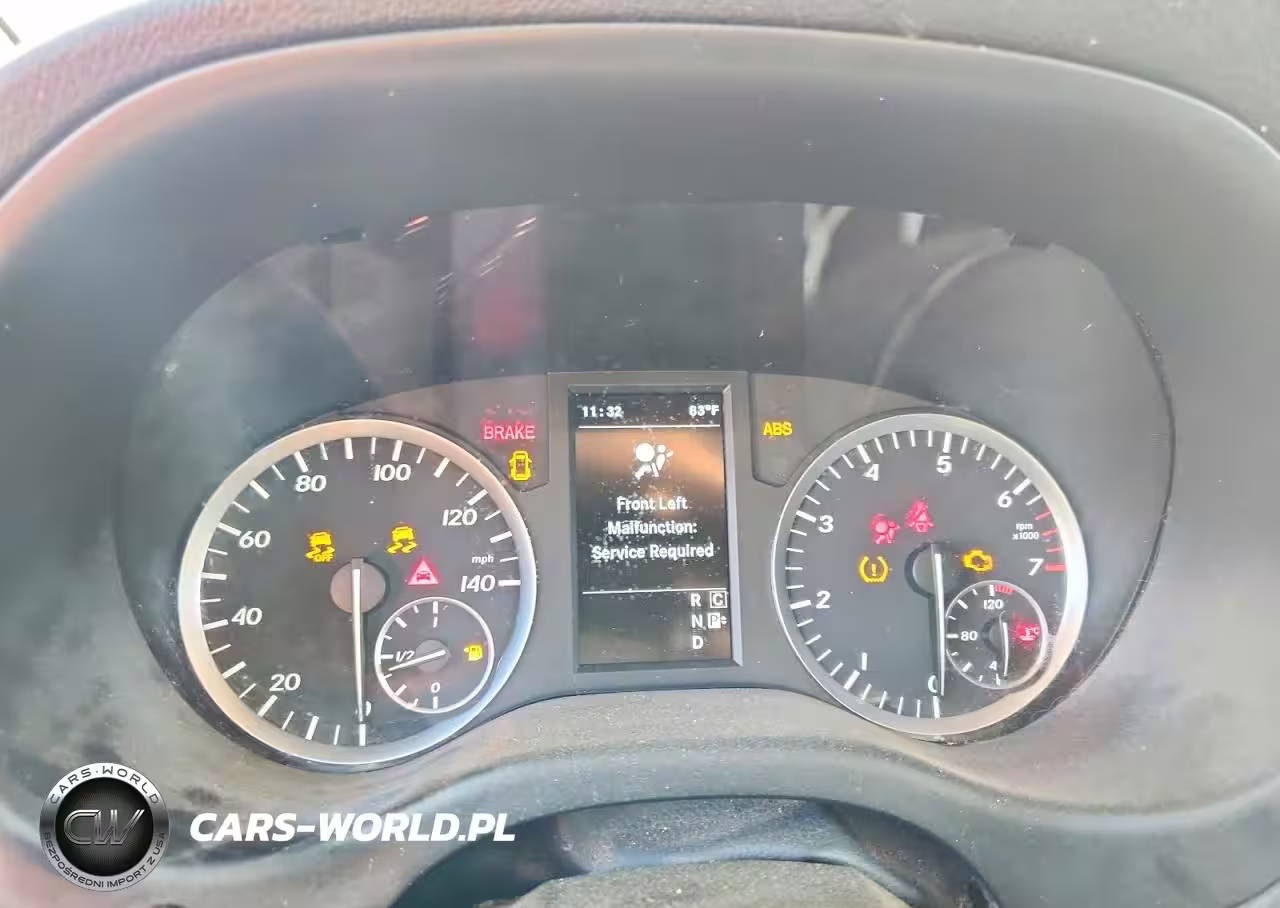 2018 Mercedes-Benz Metris VIN:WD4PG2EE1J3396455 - 9