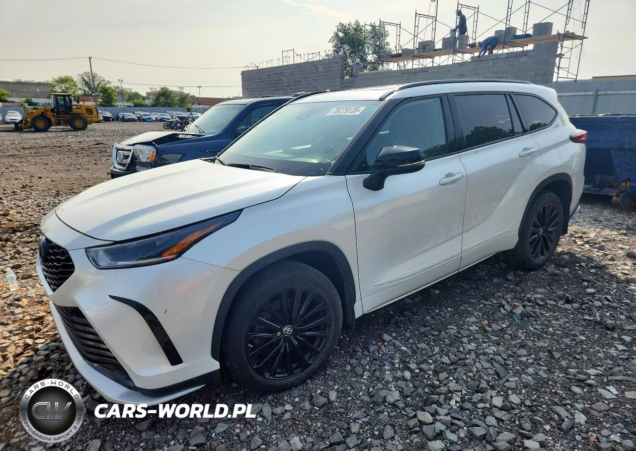 2023 Toyota Highlander Xse