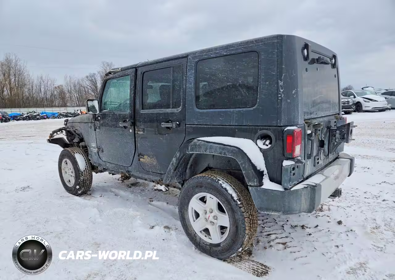 2008 Jeep Wrangler Unlimited Sahara VIN:1J4GA59148L637126 - 2