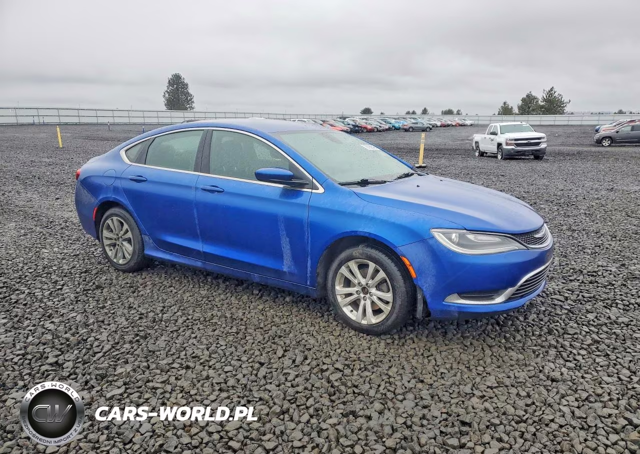2015 Chrysler 200 Limited VIN:1C3CCCAB1FN637095 - 4