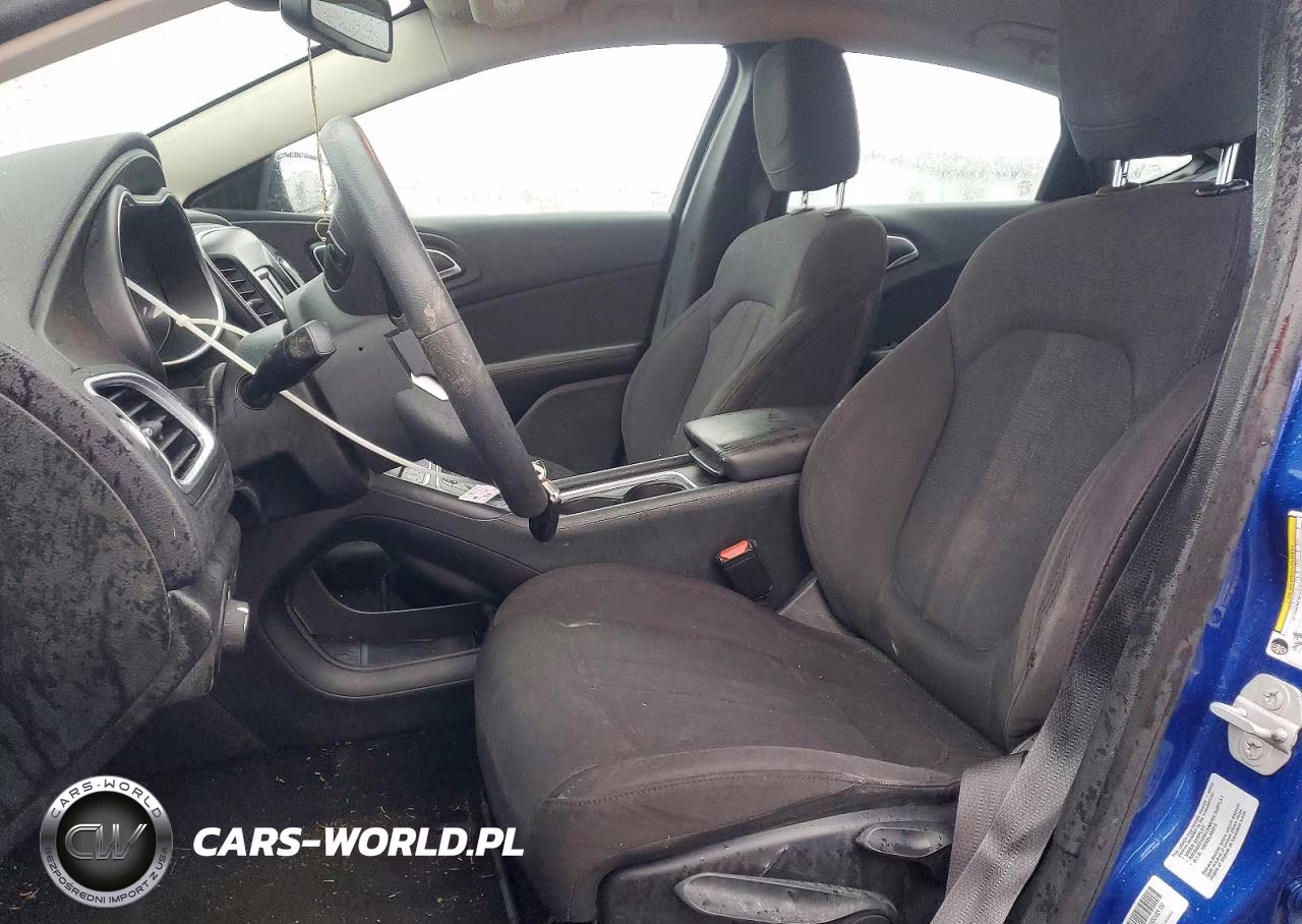 2015 Chrysler 200 Limited VIN:1C3CCCAB1FN637095 - 7