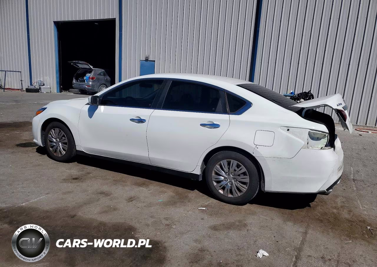 2018 Nissan Altima 2.5 S VIN:1N4AL3AP3JC119031 - 2