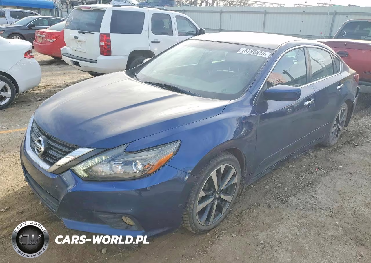 2016 Niss Altima 2.5 Sr