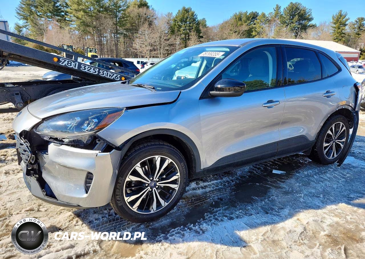 2021 Ford Escape Se