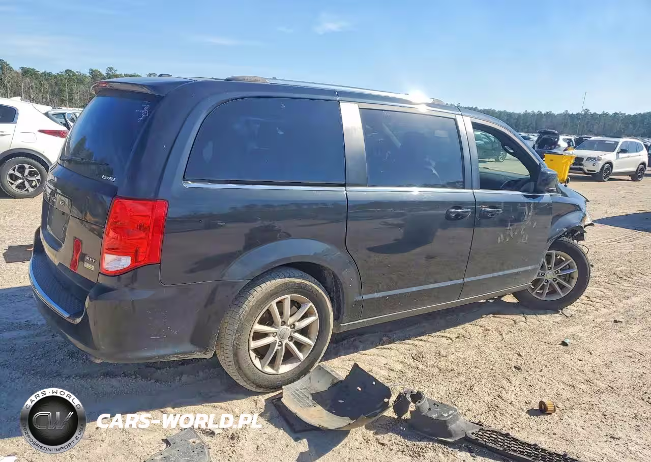 2018 Dodg Grand Caravan Sxt VIN:2C4RDGCG1JR300229 - 3