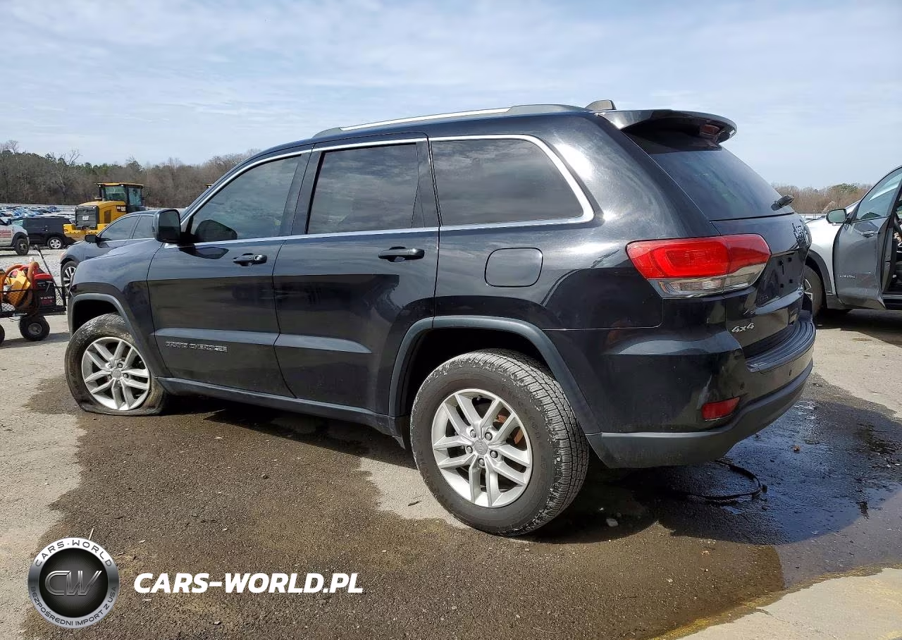 2017 Jeep Grand Cherokee Laredo VIN:1C4RJFAG3HC841176 - 2
